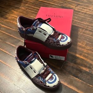 Valentino Garavani Studded printed leather sneakers